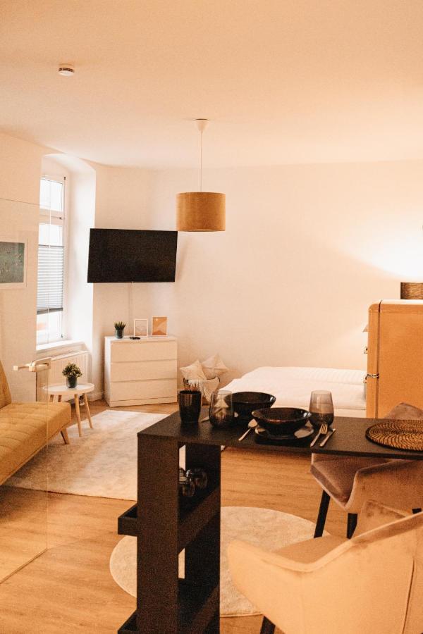 Studio Apartment Im Zentrum Mit Parkplatz & Neuem Badezimmer Магдебург Экстерьер фото